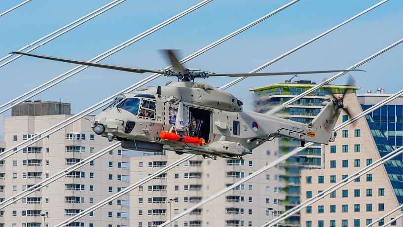 NH-90-Hubschrauber während der Welthafentage 2025. von Jaap van den Berg