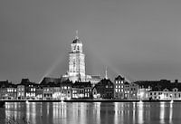 Deventer am Abend schwarz-weiß