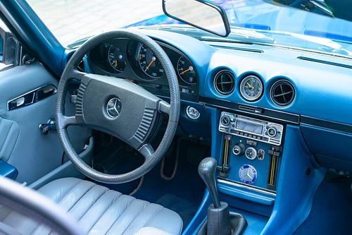 Mercedes Benz 350 SL Roadster classic convertible sports car das by Sjoerd van der Wal Photography