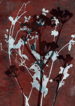 Flowers in warm brown and light grey by Dina Dankers