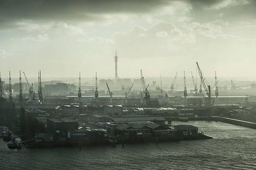Blick auf den Hafen von Rotterdam