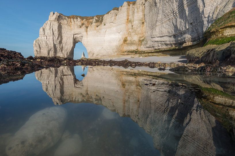 De naald bij Étretat gezien door Manneporte par Gerry van Roosmalen