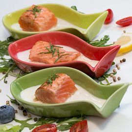 fish salmon trio II by Klaartje Majoor