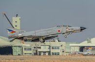 Take-off Japanse F-4 Phantom II vanaf Hyakuri. van Jaap van den Berg thumbnail