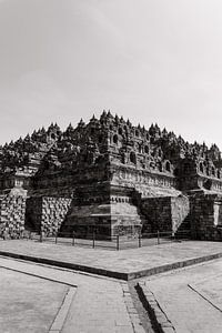 Le temple de Borobudur en noir et blanc