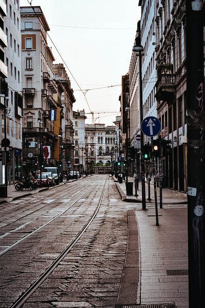 Milan by Hello Pompoyo