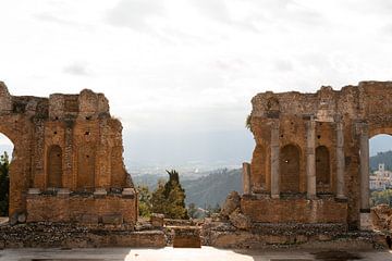 Théâtre Taormina avec vue sur la Sicile sur Fotograaf Elise