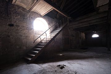 Lost place stairs van Thijs van Vliet