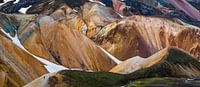 Brennisteinsalda hikers by Wojciech Kruczynski thumbnail