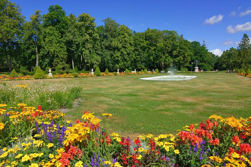 Palanga - Botanischer Garten am Bernsteinmuseum von Gisela Scheffbuch