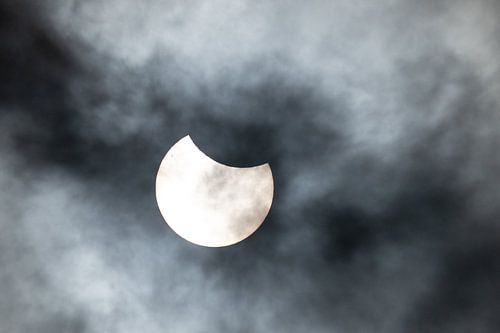 Zonsverduisting 2025 van Johannes Jongsma