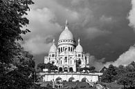 Sacré-Coeur (Paris) mit bewölktem Himmel von Emajeur Fotografie Miniaturansicht