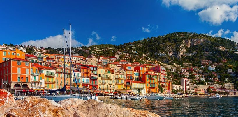 Hafen von Villefranche-Sur-Mer, Südküste von Frankreich von Yevgen Belich