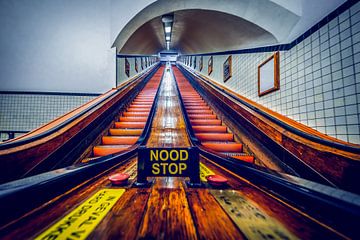 Escalier roulant en bois Anvers sur Dennis Donders