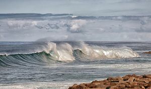 Waves breaking on the shore of Madeira
