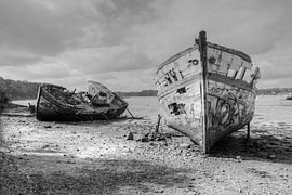 HDR urbex Cimetiere a bateaux ship graveyard at Quelmer brittany by W J Kok