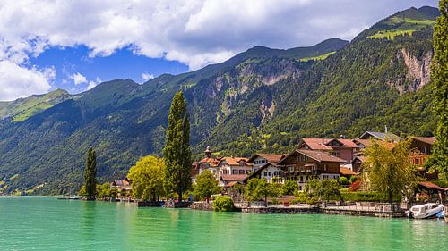 De stad Brienz aan de Brienzersee, Zwitserland