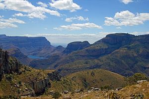 Blyde River Canyon in Südafrika mit den Three Rondavels von der anderen Seite