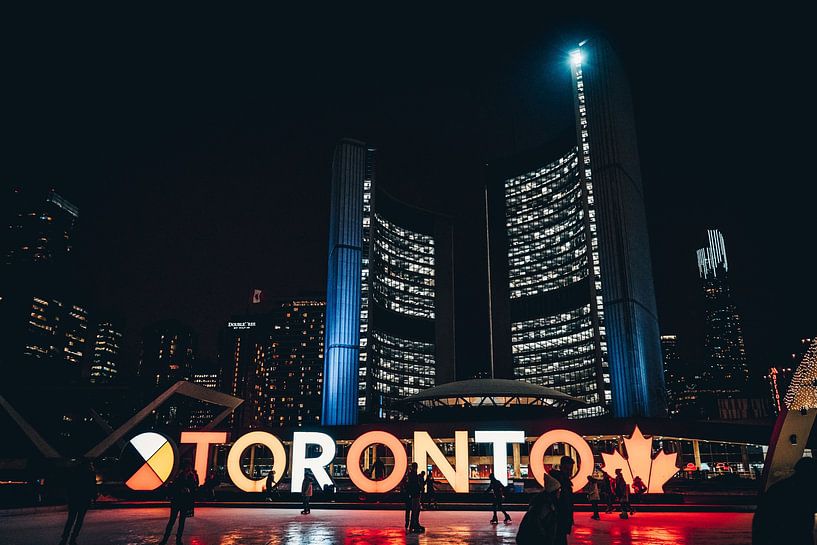 Toronto by Hello Pompoyo