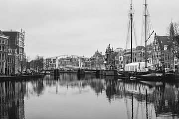 Haarlem in zwart wit | Stedelijke fotografie | Nederland, Europa van Sanne Dost