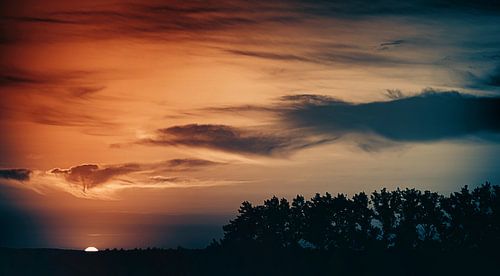 Dark Melody - Sfeervolle zonsondergang in Gdansk