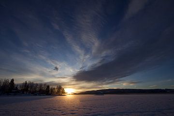 Sonnenaufgang in Norwegen von Coen van Eijken