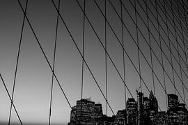 Brooklyn-Brücke (schwarz-weiß) von Tom Lecram