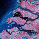Foto van Zeeland met licht in infrarood en rood van Atelier Liesjes thumbnail