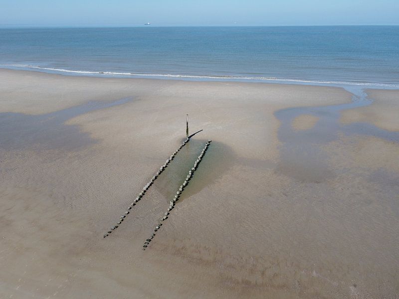 Zeeuwse Paalhoofden from above by Gea Hogeveen