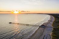 Pier in Ahlbeck op het eiland Usedom bij zonsopgang van Werner Dieterich thumbnail
