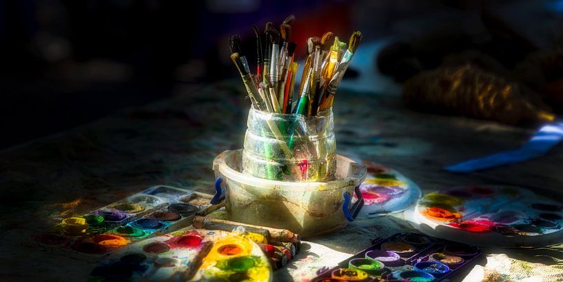 Brushes and colours by Jürgen Wiesler