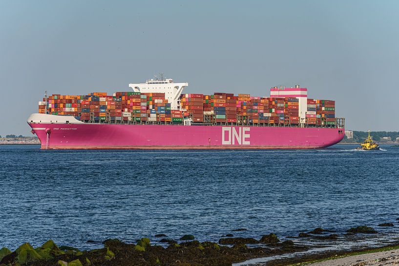 Container ship ONE Manhattan of shipping company ONE. by Jaap van den Berg