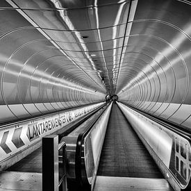 tunnel (metro) by Rogier Steyvers