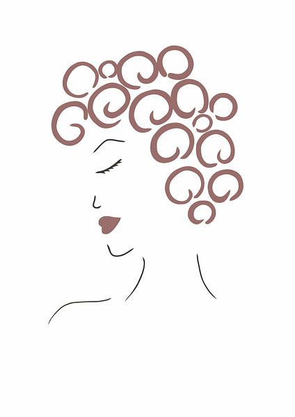 Cheveux mousseux - femme aux courtes boucles cuivrées par Wandersti