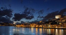 Porto bei Nacht von Dirk Rüter