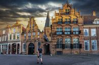 Spaziergang über den alten Markt in Zutphen bei Sonnenuntergang von Bart Ros Miniaturansicht