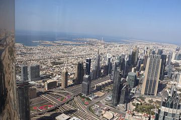 Uitzicht vanaf Burj Khalifa Dubai van Christel Smits