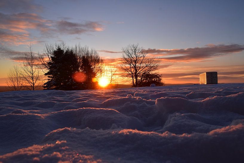 Un lever de soleil un matin froid par Claude Laprise