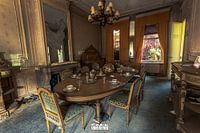 Grote eetkamer.