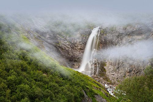 Waterval in de bergen van zuid Noorwegen
