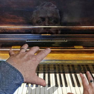 Pianoman-zelfportret als concertpianist van Ruben van Gogh - smartphoneart