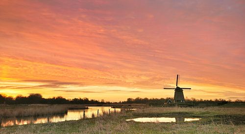 Twiskemolen bij zonsopkomst