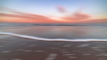 Noordzee bij zonsopkomst, abstract van Yanuschka Fotografie | Noordwijk