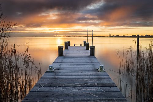 Par un matin d'hiver, sur une jetée de Durgerdam