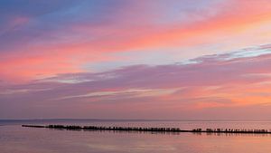 Zonsopkomst boven de Waddenzee van Henk Meijer Photography