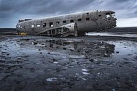 Abandoned DC3 wreckage (2)