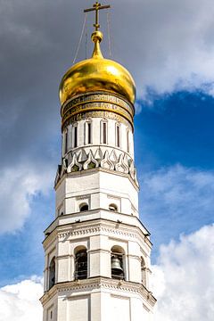 Klokkentoren van Ivan de Grote in het Kremlin in Moskou, Rusland van WorldWidePhotoWeb
