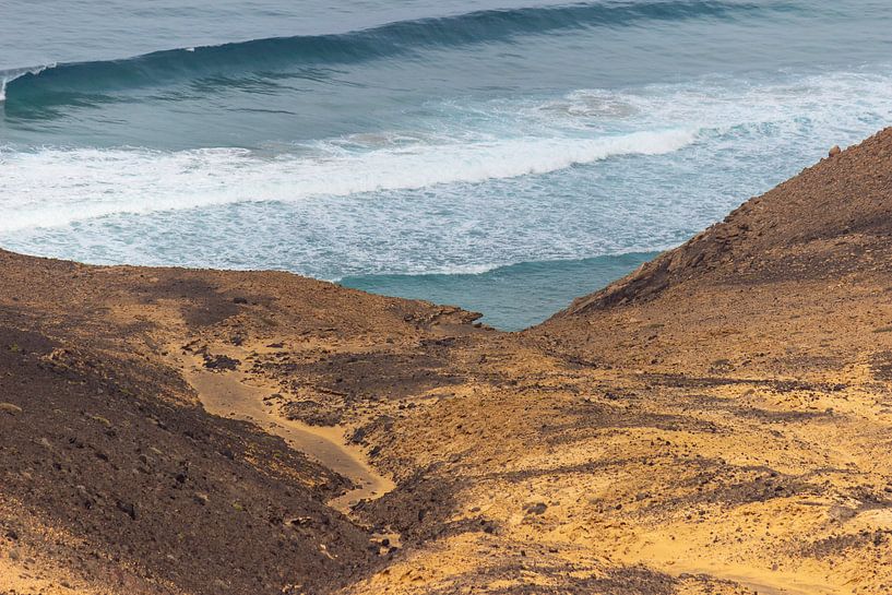 Kustgedeelte in het natuurpark van Jandia (Parque Natural De Jandina) op Fuerteventura van Reiner Conrad