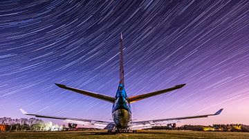 KLM Boeing 747 under the starry sky by Mark de Bruin