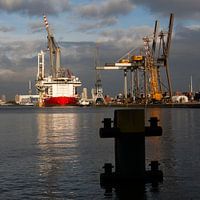 Schip in de haven